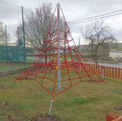 Lanová pyramida JEHLAN 320