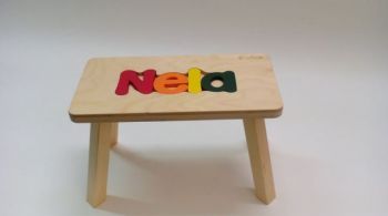 Dřevěná stolička Cubs NELA, barevná