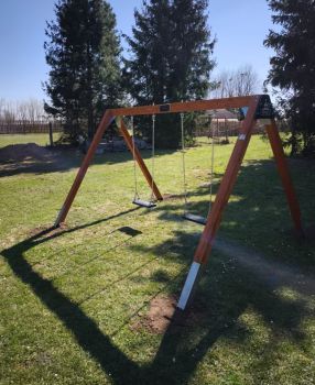 Houpačka Duoswing mini s klasickými sedáky