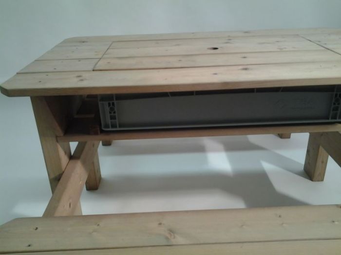 Piknikový stolek impregnovaný s plastovým boxem