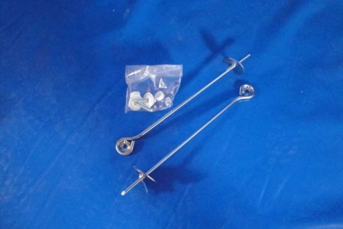 Šroubové kotvení 1 ks