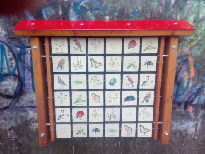 Edukační panel - Pexeso - Louka na stěnu