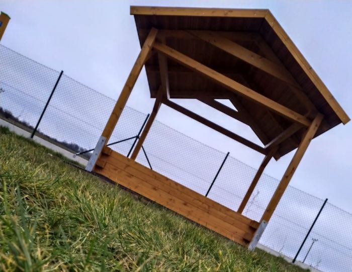 Hranolkoviště kryté - 240x250 cm včetně základní sady hranolků a podložky pod hranolkoviště