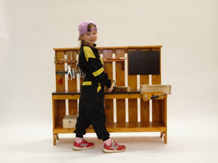 Dětský dřevěný stolek ponk Martin